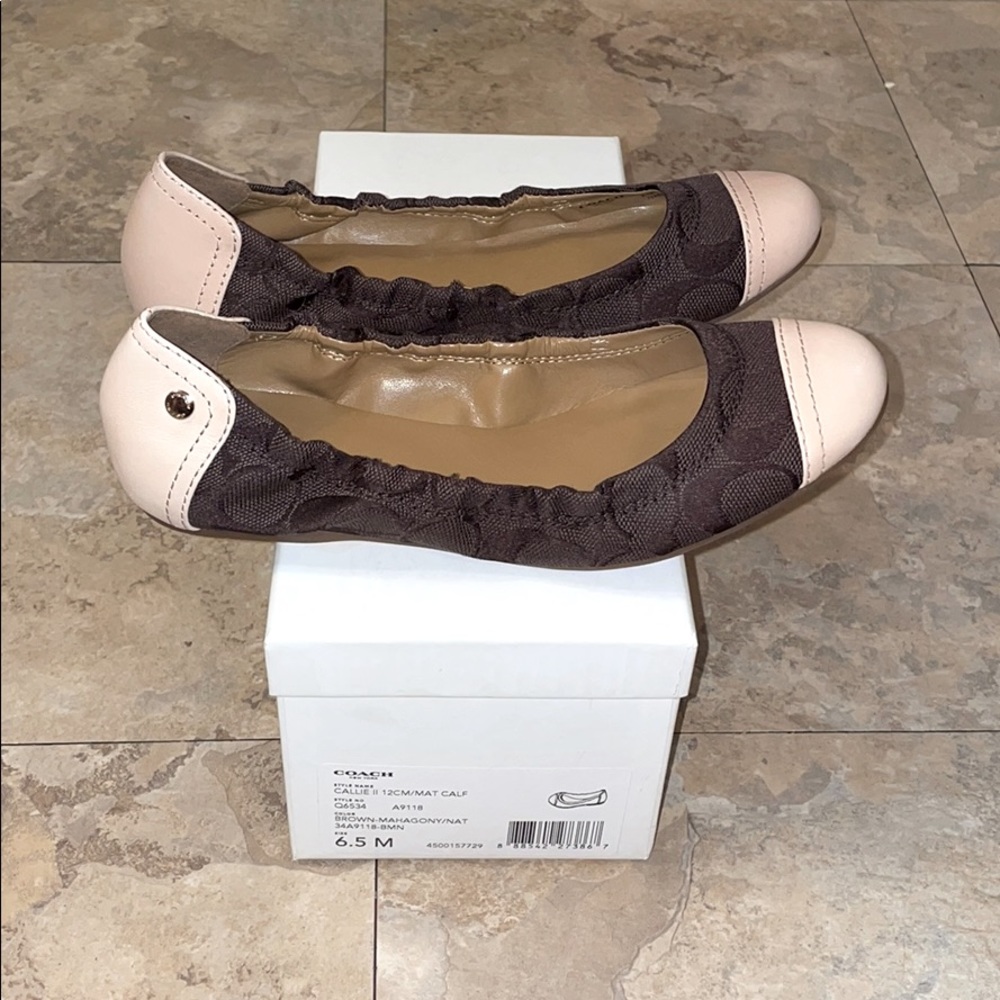 Coach flats
